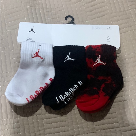 Jordan Other - Nike Jordan Watercolor Remix Gripper 3 Pack Ankle Socks Size 12-24 Months